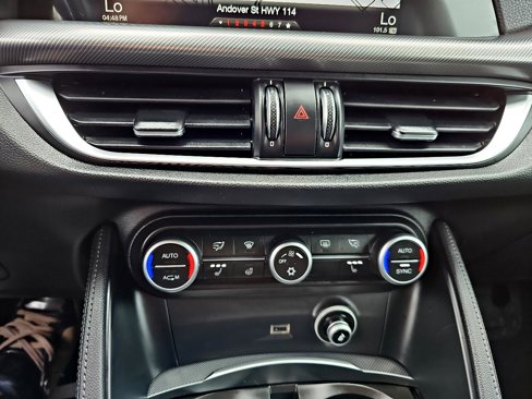 Used 2018 Alfa Romeo Stelvio Ti Sport image 58