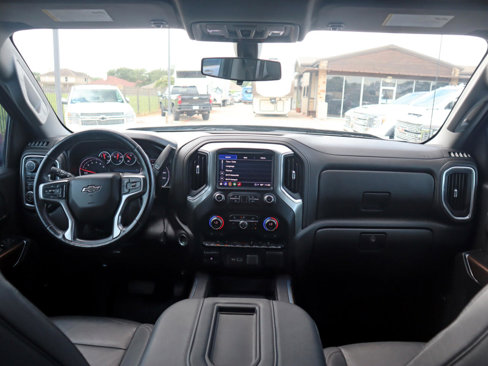 Used 2021 Chevrolet Silverado 1500 LT Trail Boss w/ LT Trail Boss Premium Package image 16