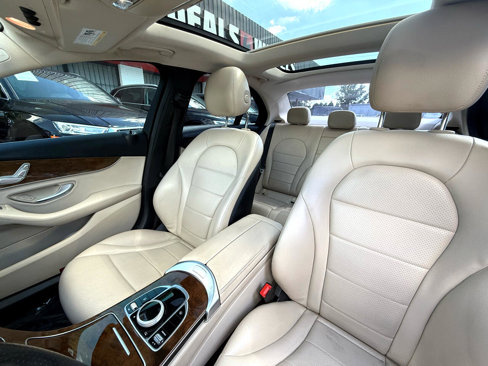 Used 2017 Mercedes-Benz C 300 Sedan image 14