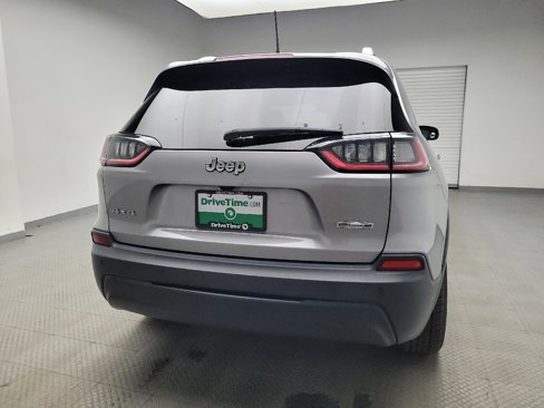 Used 2019 Jeep Cherokee Latitude Plus w/ Cold Weather Group image 7