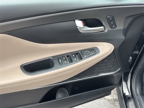 Used 2019 Hyundai Santa Fe FWD image 22