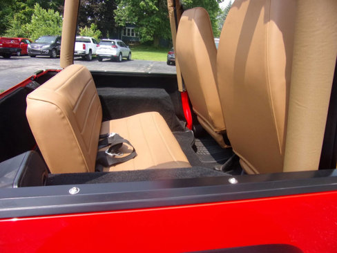 Used 1993 Jeep Wrangler S image 15