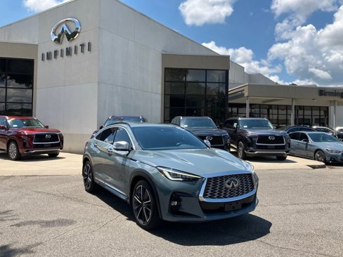 Certified 2022 INFINITI QX55 Essential image 1