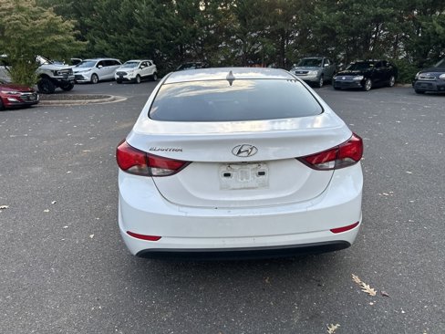 Used 2015 Hyundai Elantra SE w/ Option Group 02 image 5