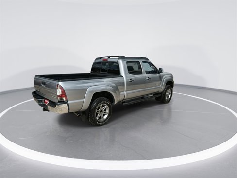 Used 2014 Toyota Tacoma PreRunner image 8