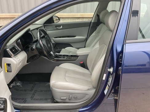 Used 2016 Kia Optima EX w/ Premium Package image 8