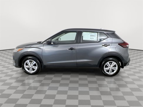 Certified 2025 Nissan Kicks Play S image 5