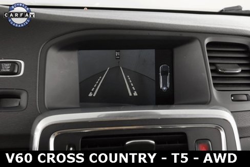 Used 2016 Volvo V60 T5 Cross Country w/ Climate Package image 34