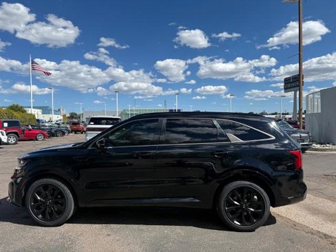 Used 2021 Kia Sorento SX image 4