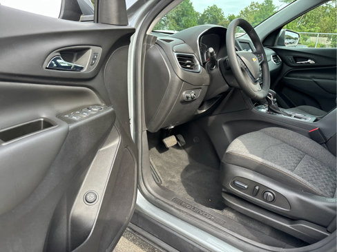 Certified 2024 Chevrolet Equinox LT w/ LPO, Floor Liner Package image 8