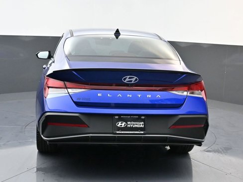 Certified 2025 Hyundai Elantra Sport image 5