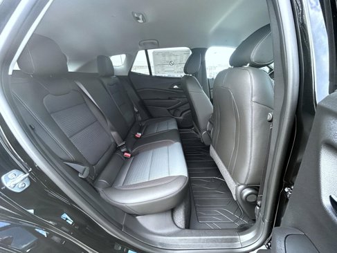 New 2026 Chevrolet Trax LT w/ Driver Confidence Package image 19