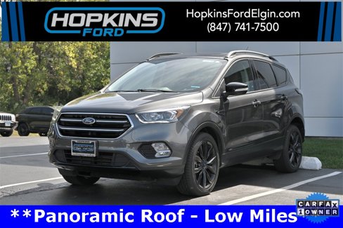 Used 2017 Ford Escape Titanium image 1