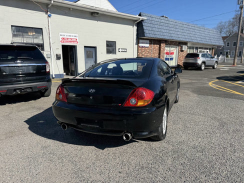 Used 2003 Hyundai Tiburon GT image 11