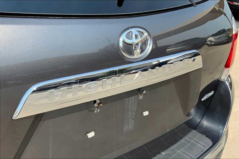 Used 2012 Toyota Highlander Limited image 32