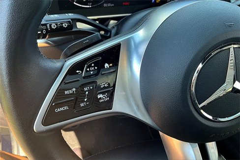Certified 2024 Mercedes-Benz GLC 300 4MATIC image 11