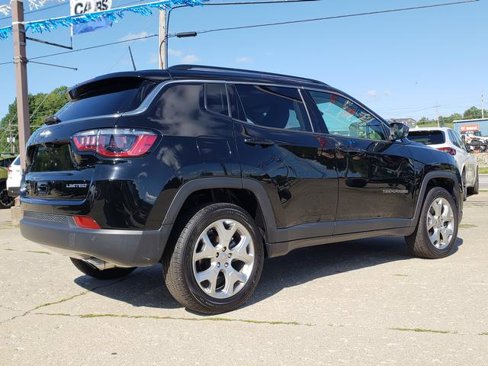 Certified 2022 Jeep Compass Limited image 5