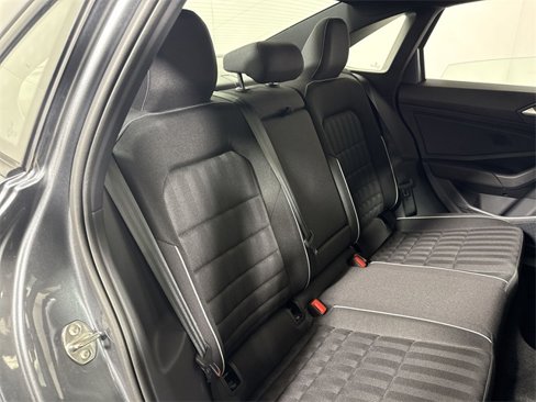 Used 2024 Volkswagen Jetta Sport image 13