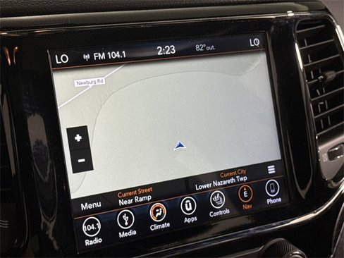 Used 2019 Jeep Grand Cherokee Limited image 23