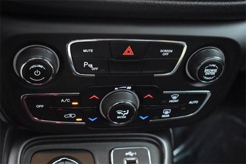 Certified 2019 Jeep Compass Trailhawk w/ Cold Weather Group image 39