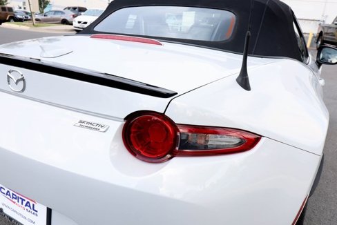 Used 2016 MAZDA MX-5 Miata Club image 27