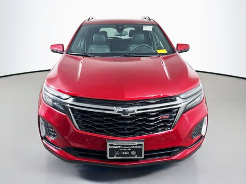 Used 2023 Chevrolet Equinox RS w/ RS Leather Package image 2