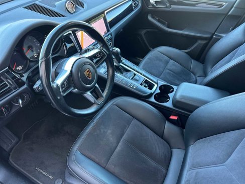 Used 2021 Porsche Macan S image 4