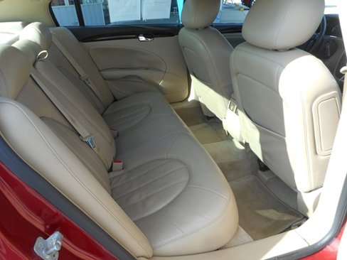 Used 2011 Buick Lucerne CXL image 14
