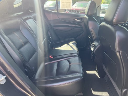 Used 2022 Chevrolet Equinox Premier image 19