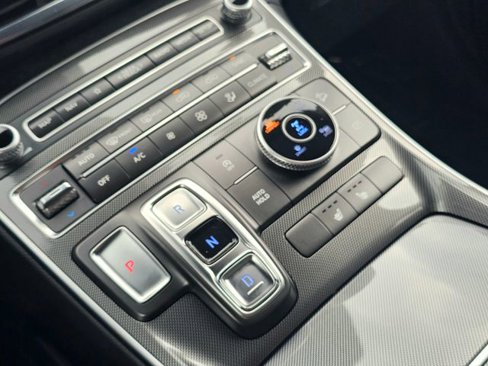 Used 2023 Hyundai Santa Fe SEL image 36