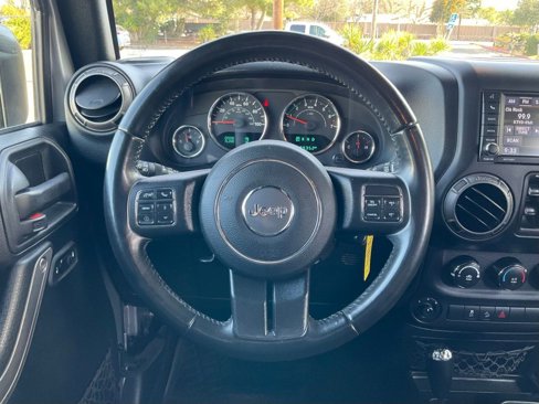 Used 2018 Jeep Wrangler Unlimited Sport S image 34
