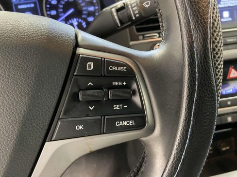 Used 2017 Hyundai Elantra Value Edition image 21
