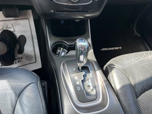Used 2017 Dodge Journey Crossroad image 25
