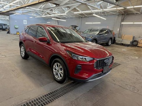 Certified 2023 Ford Escape Active w/ Tech Pack #2 image 18