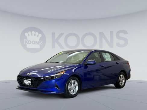 Used 2023 Hyundai Elantra SE image 1