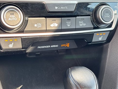Used 2018 Honda Civic Touring image 35