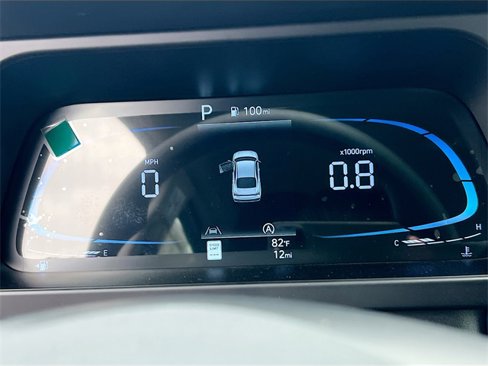 New 2025 Hyundai Elantra SE image 12