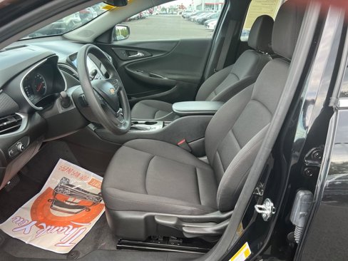 Used 2023 Chevrolet Malibu LS image 9