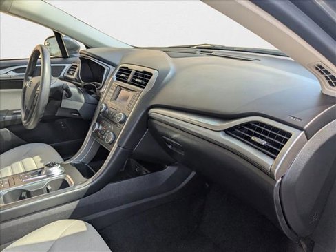 Used 2018 Ford Fusion S image 20