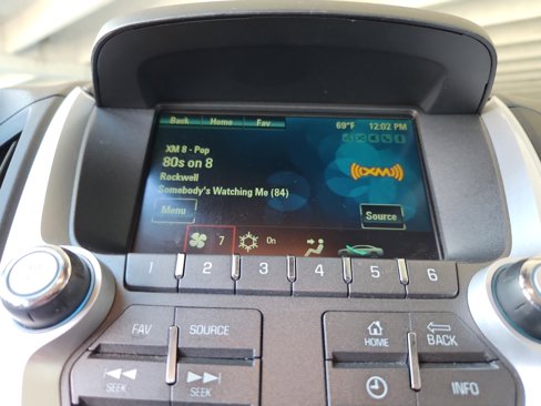 Used 2015 Chevrolet Equinox LT w/ Driver Convenience Package image 28