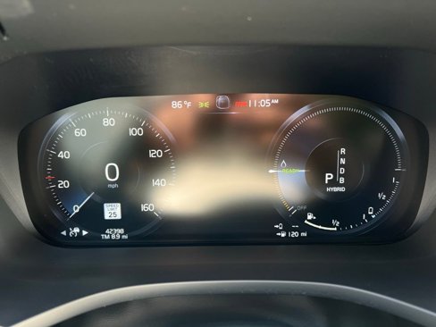 Used 2018 Volvo XC60 T8 Inscription w/ Advanced Package image 19