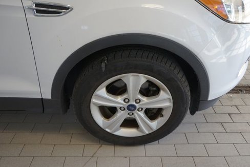 Used 2015 Ford Escape SE image 7
