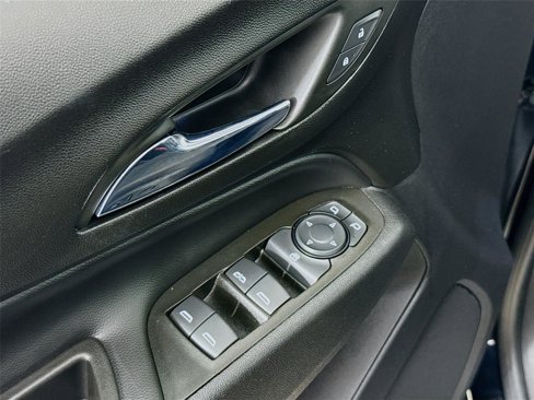 Used 2022 Chevrolet Equinox LT image 17