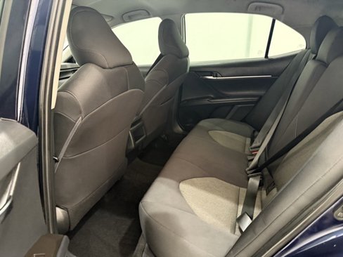Used 2021 Toyota Camry LE image 13