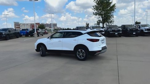 Certified 2023 Chevrolet Blazer LT w/ Convenience Package image 9