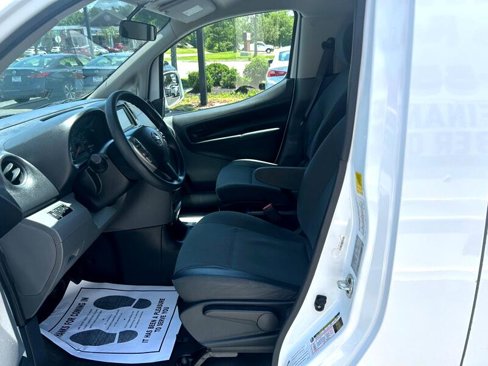 Used 2021 Nissan NV200 SV w/ Back Door Glass Package image 9