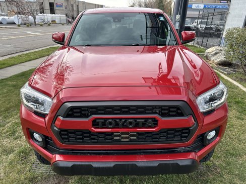 Used 2022 Toyota Tacoma SR5 image 12
