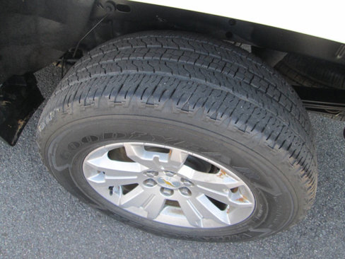 Used 2020 Chevrolet Colorado LT w/ Safety Package image 20
