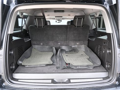 Used 2016 Chevrolet Suburban LTZ image 16