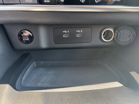 Used 2024 Nissan Rogue SV image 30